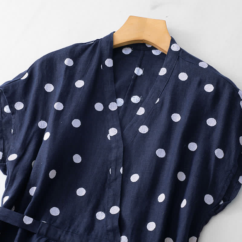 Abito midi da donna con scollo a V, lacci e tasche, con stampa a pois e motivo Buddha Stones. - image 1