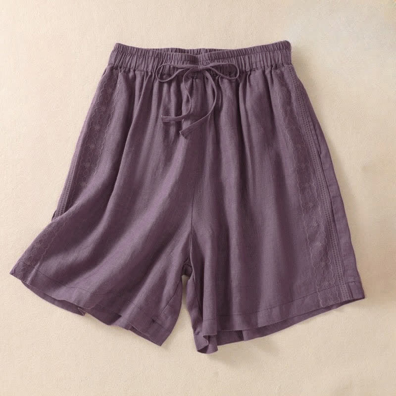 Pantaloncini da donna casual con coulisse e tasche, con ricamo floreale e motivo Buddha Stones. - Magenta scuro - US8-10, UK/AU12-14, EU40-42 (2XL) - image 0
