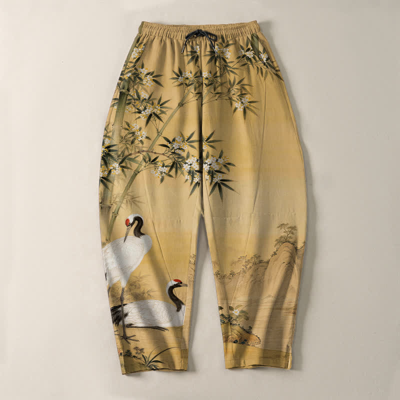 Buddha Stones Pantaloni da uomo affusolati con coulisse e tasche, in puro cotone, con motivo paesaggio di gru e bambù. - image 2