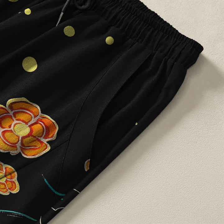 Buddha Stones Pantaloni da uomo affusolati con coulisse e tasche, in puro cotone, con motivo a onde di loto e koi dorati. - image 4