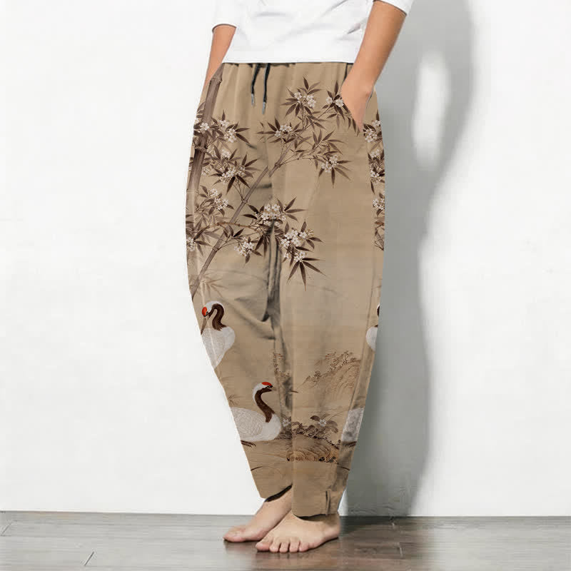 Buddha Stones Pantaloni da uomo affusolati con coulisse e tasche, in puro cotone, con motivo paesaggio di gru e bambù. - image 8