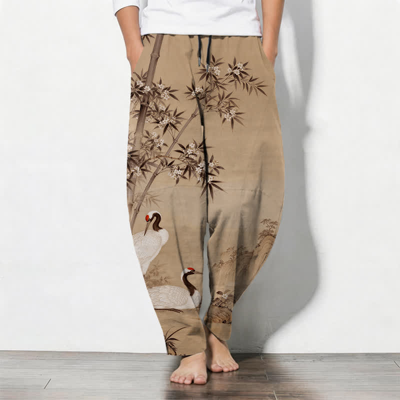 Buddha Stones Pantaloni da uomo affusolati con coulisse e tasche, in puro cotone, con motivo paesaggio di gru e bambù. - Legno robusto - US/UK/AU50, EU60 (5XL) - image 7