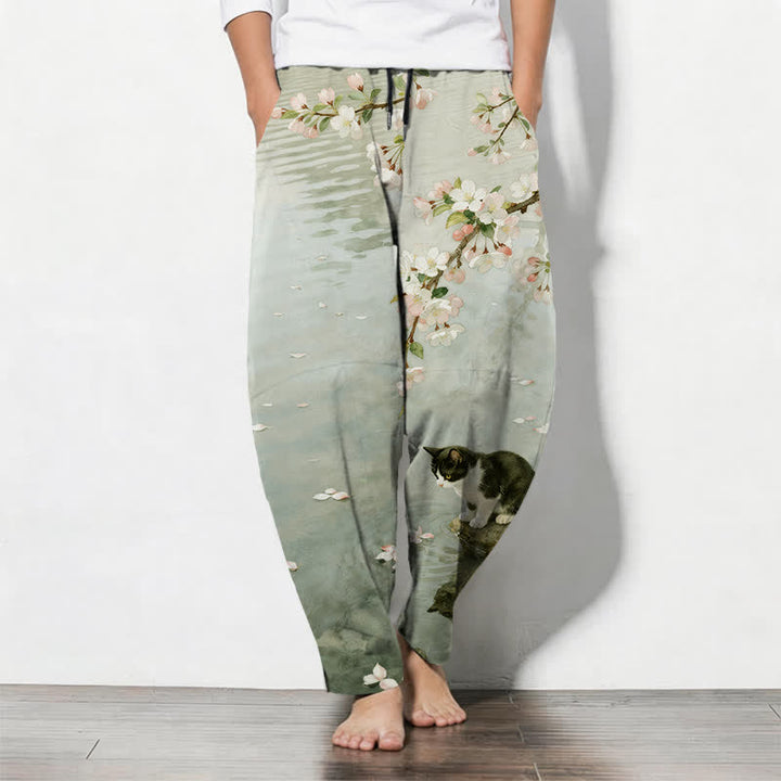 Buddha Stones Pantaloni da uomo affusolati con coulisse e tasche, in puro cotone, con motivo a gatti Sakura e riflessi sull'acqua. - Verde Mare Scuro - US/UK/AU50, EU60 (5XL) - image 7