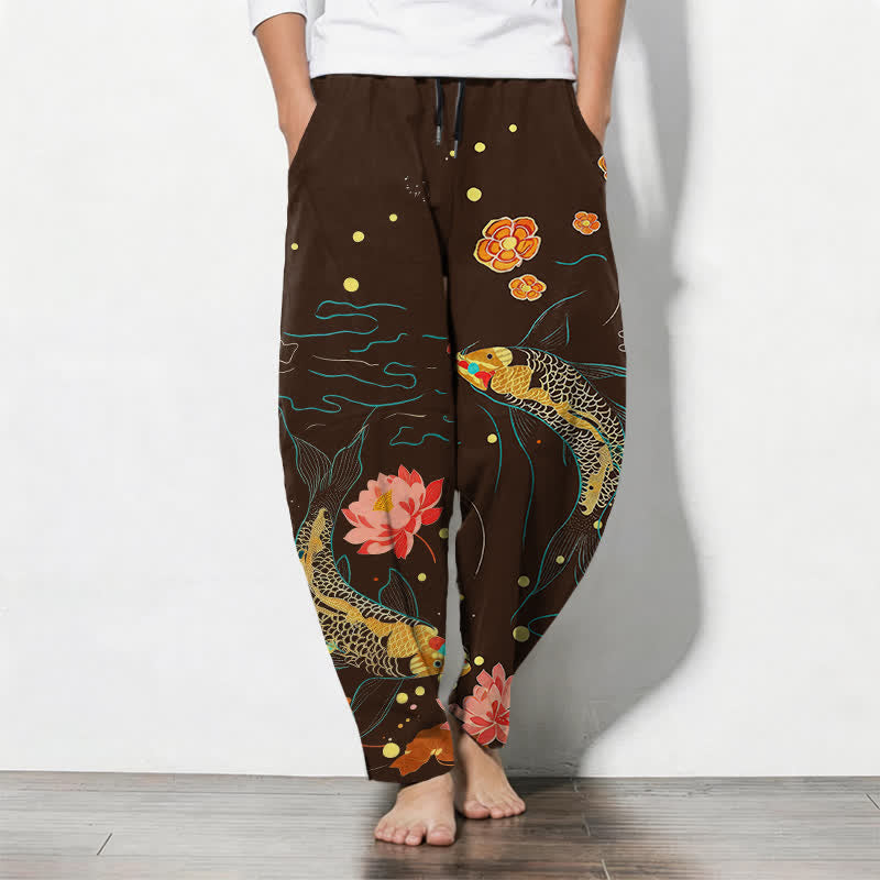 Buddha Stones Pantaloni da uomo affusolati con coulisse e tasche, in puro cotone, con motivo a onde di loto e koi dorati. - Marrone sella - US/UK/AU50, EU60 (5XL) - image 11