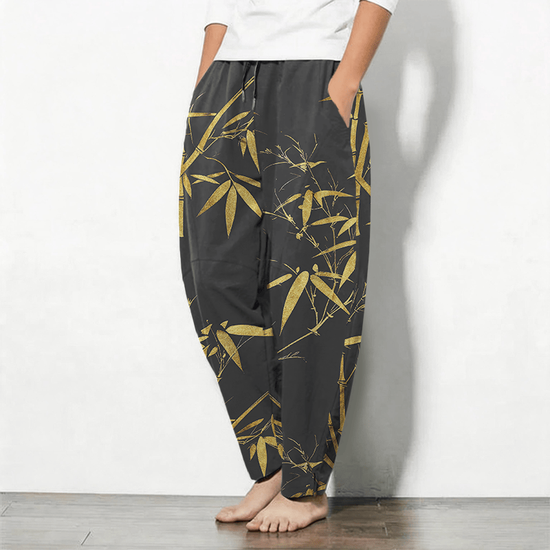 Buddha Stones Pantaloni da uomo affusolati in puro cotone con motivo bambù dorato e coulisse, con tasche. - image 8