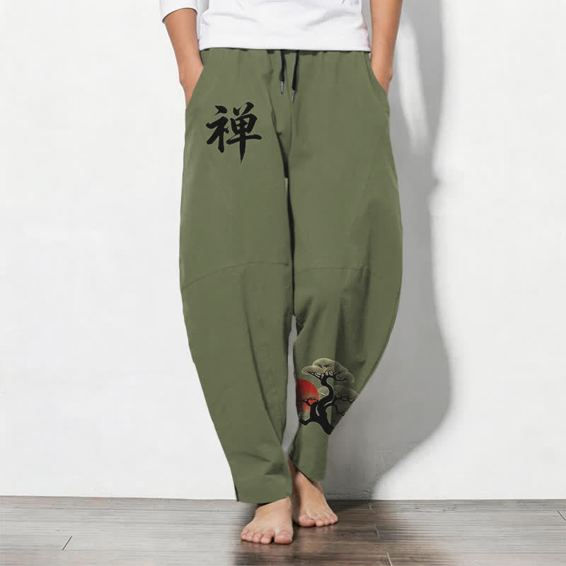 Buddha Stones Pantaloni da uomo affusolati in puro cotone con motivo zen bonsai tramonto e coulisse, con tasche. - Verde oliva - US/UK/AU50, EU60 (5XL) - image 7
