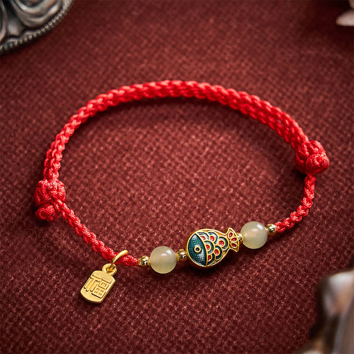 Buddha Stones Braccialetto protettivo con perline di giada e cordino protettivo a forma di pesce koi, intrecciato a mano, con personaggio Fu. - image 13