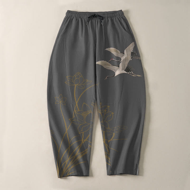 Buddha Stones Pantaloni da uomo affusolati con coulisse e tasche, in puro cotone, con motivo gru volante e loto. - image 2