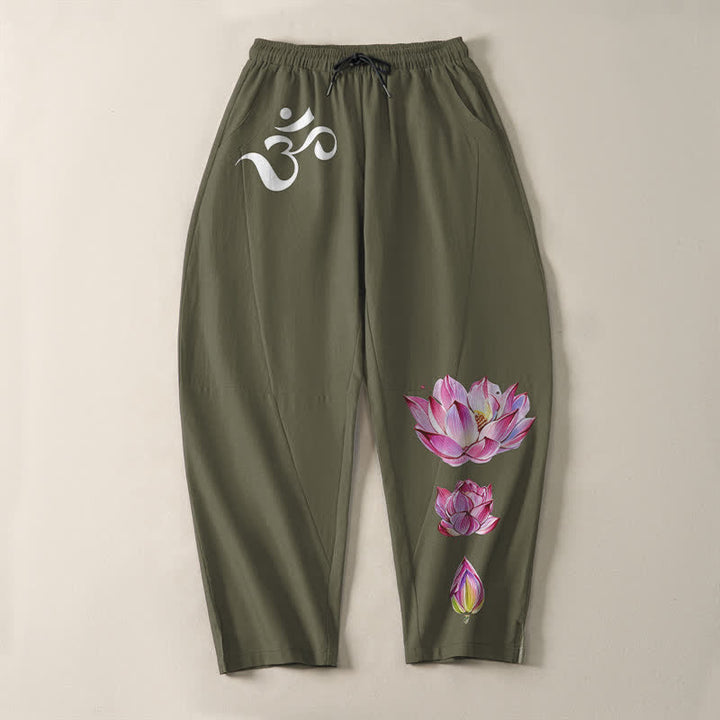 Buddha Stones Pantaloni da uomo affusolati in puro cotone rosa con motivo loto Om e coulisse, con tasche. - image 2