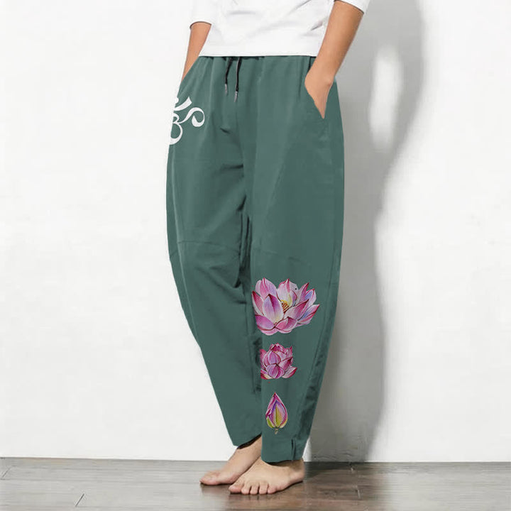 Buddha Stones Pantaloni da uomo affusolati in puro cotone rosa con motivo loto Om e coulisse, con tasche. - image 8