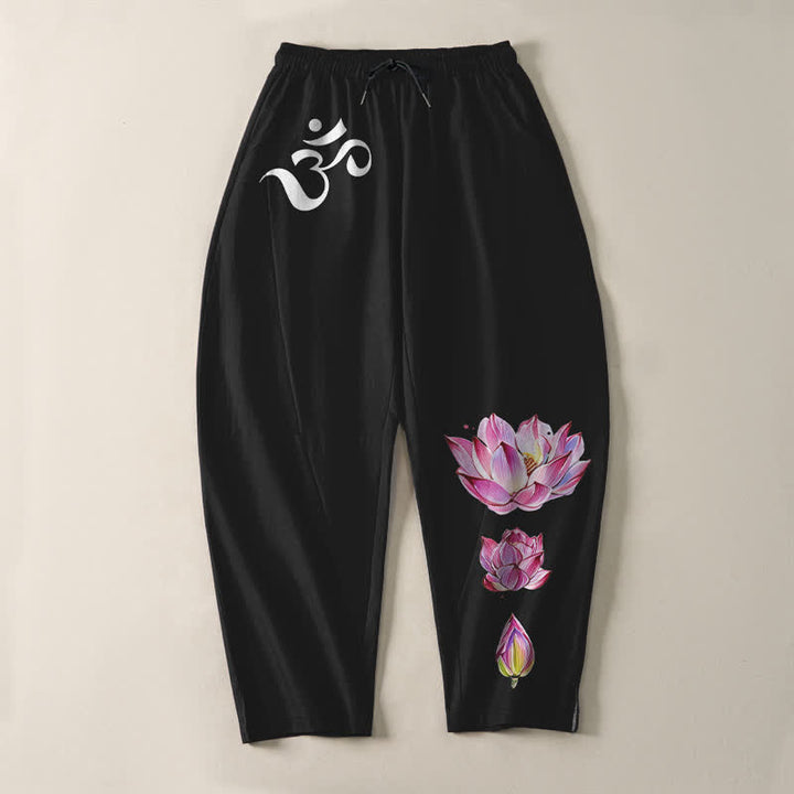 Buddha Stones Pantaloni da uomo affusolati in puro cotone rosa con motivo loto Om e coulisse, con tasche. - image 13
