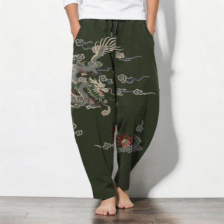 Buddha Stones Pantaloni da uomo affusolati con coulisse e tasche, in puro cotone, con motivo drago, nuvola e palla di fuoco. - Verde scuro - US/UK/AU50, EU60 (5XL) - image 7