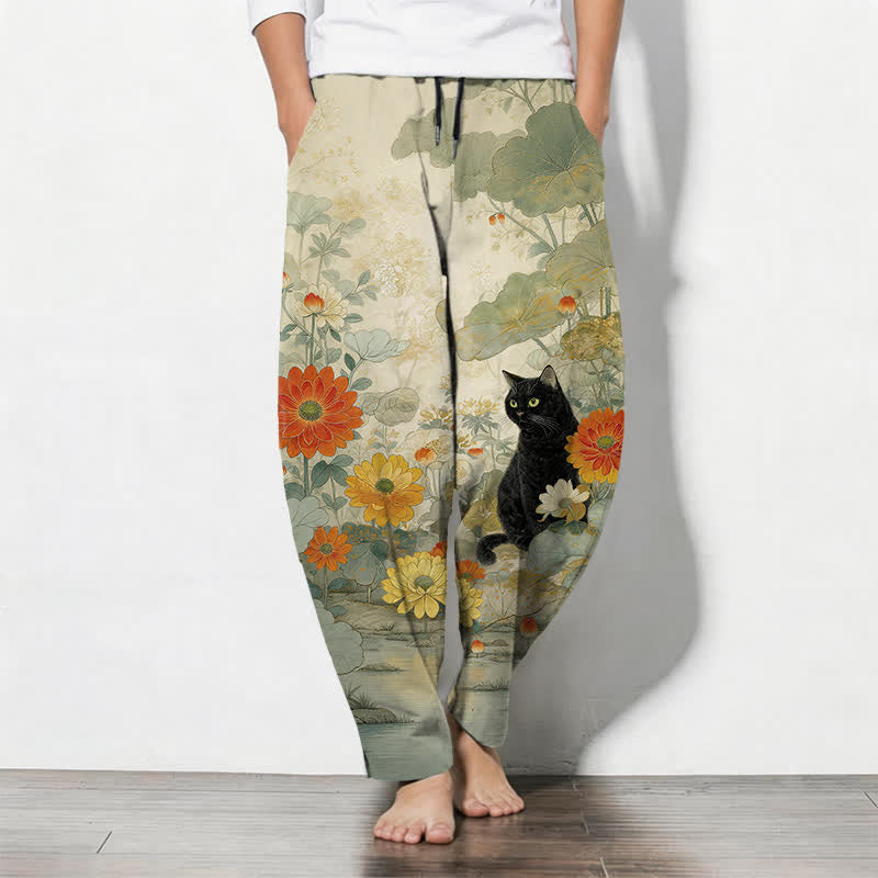 Buddha Stones Pantaloni da uomo affusolati in puro cotone con motivo floreale e gatto nero orientale, con coulisse e tasche. - Verga d'oro pallida - US/UK/AU50, EU60 (5XL) - image 0