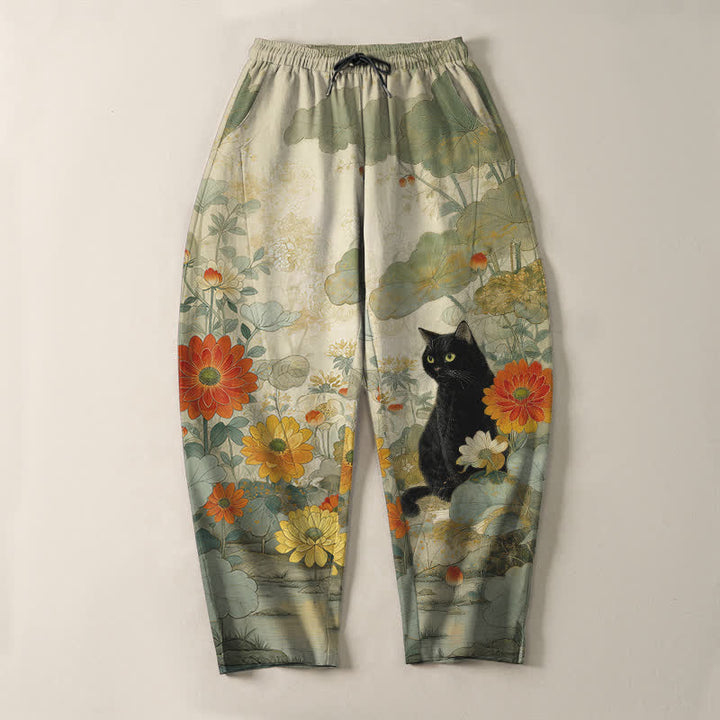 Buddha Stones Pantaloni da uomo affusolati in puro cotone con motivo floreale e gatto nero orientale, con coulisse e tasche. - image 2