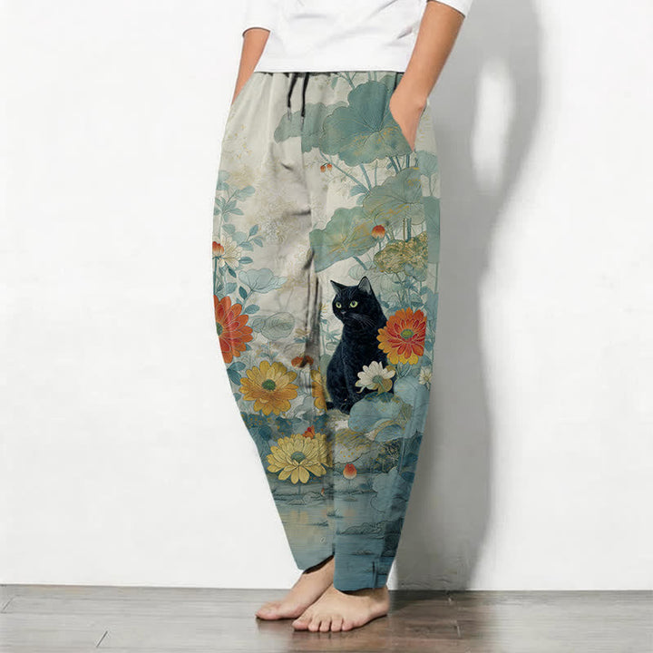 Buddha Stones Pantaloni da uomo affusolati in puro cotone con motivo floreale e gatto nero orientale, con coulisse e tasche. - image 12