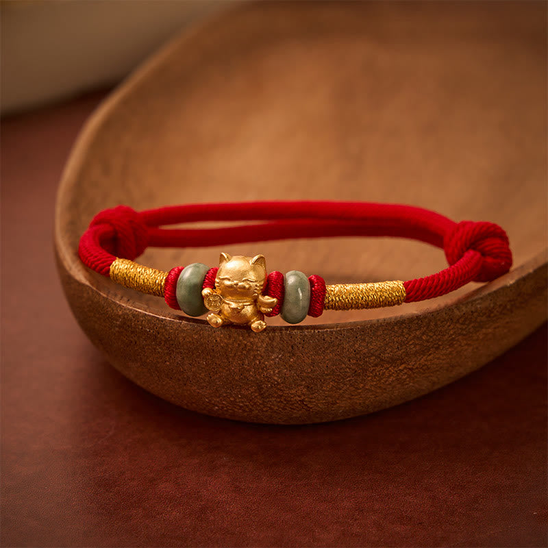 Braccialetto con perline di giada a forma di gatto portafortuna, intrecciato a mano con filo rosso e Buddha Stones. - image 3