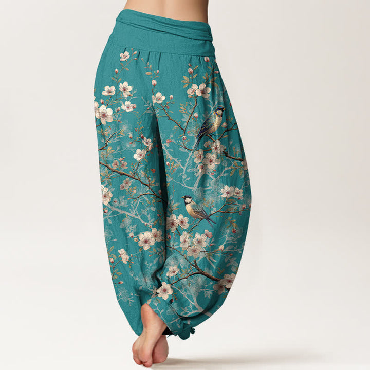 Buddha Stones Pantaloni harem da donna in cotone con motivo a rami fioriti e uccelli, con elastico in vita. - image 1
