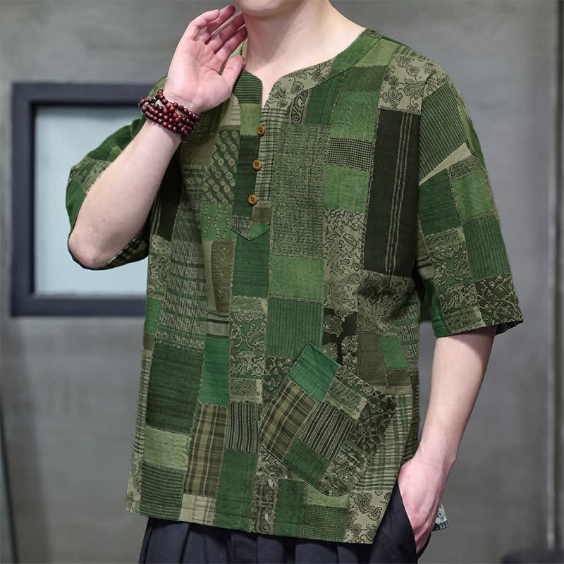 Buddha Stones Camicia da uomo estiva casual a maniche corte con motivo patchwork a quadri e taschino applicato, in stile boho. - image 1