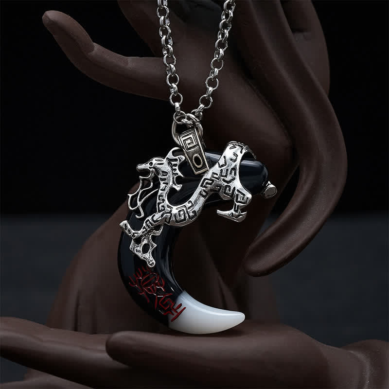 Buddha Stones Collana con ciondolo a mezzaluna "Forza del Drago" - image 4