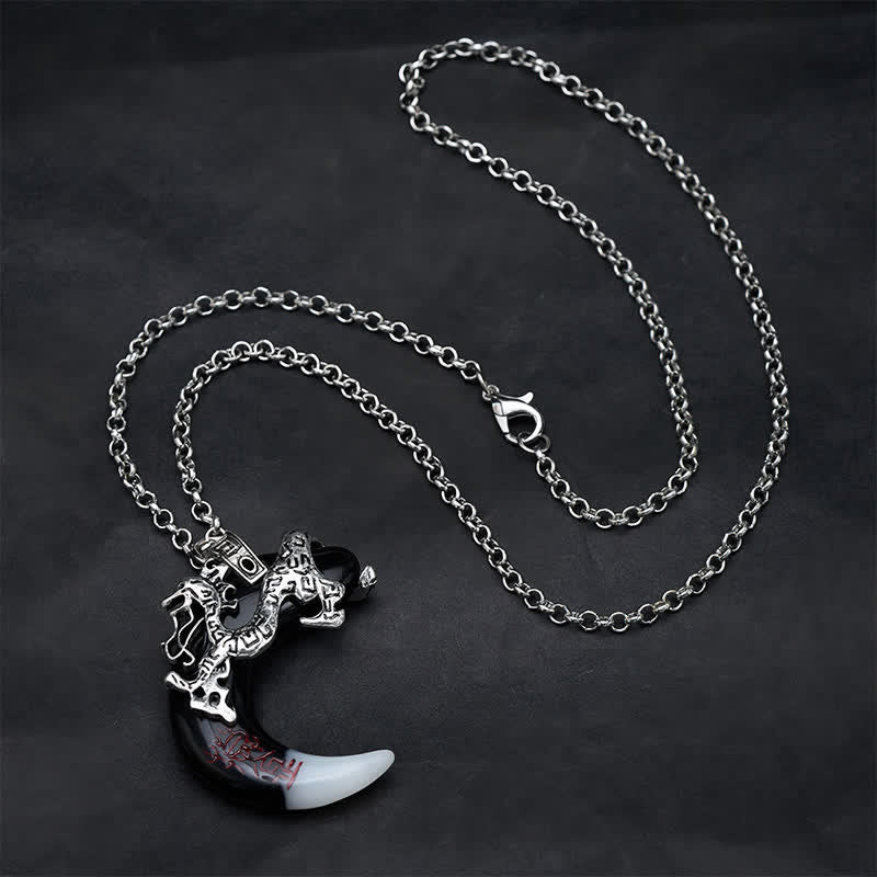 Buddha Stones Collana con ciondolo a mezzaluna "Forza del Drago" - image 1