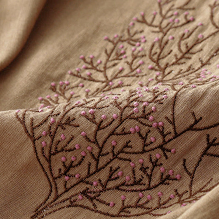 T-shirt da donna a maniche corte con scollo rotondo e coulisse, con ricamo di un albero e motivo Buddha Stones. - image 19