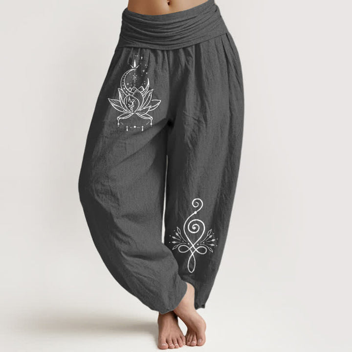 Buddha Stones Pantaloni harem da donna in puro cotone con motivo loto e luna, elastico in vita. - Grigio tenue - US16, UK/AU20, EU48 (3XL) - image 8