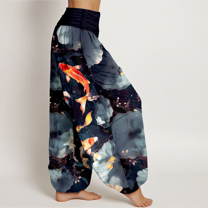 Buddha Stones Pantaloni harem da donna in cotone con motivo a carpe koi e foglie di loto, con elastico in vita. - image 9
