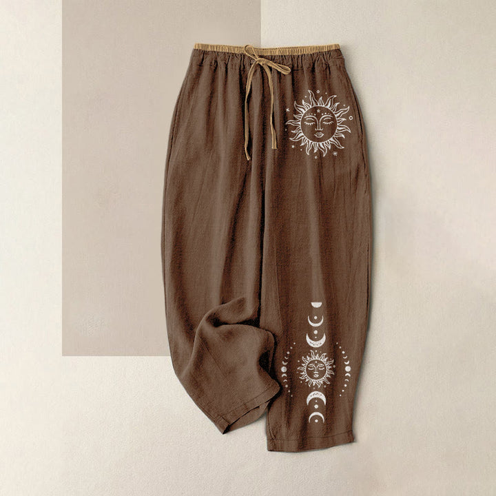 Buddha Stones Pantaloni da donna in puro cotone con elastico in vita e tasche, fantasia celeste sole, luna e stelle. - Marrone sella - US16, UK/AU20, EU48 (3XL) - image 6