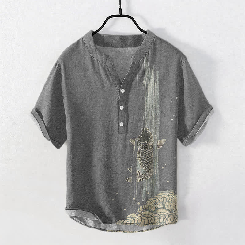 Buddha Stones Camicia da uomo a maniche corte con mezzo bottone e stampa di carpe koi in cotone, motivo a onde d'acqua. - Grigio - US/UK/AU50, EU60 (5XL) - image 5