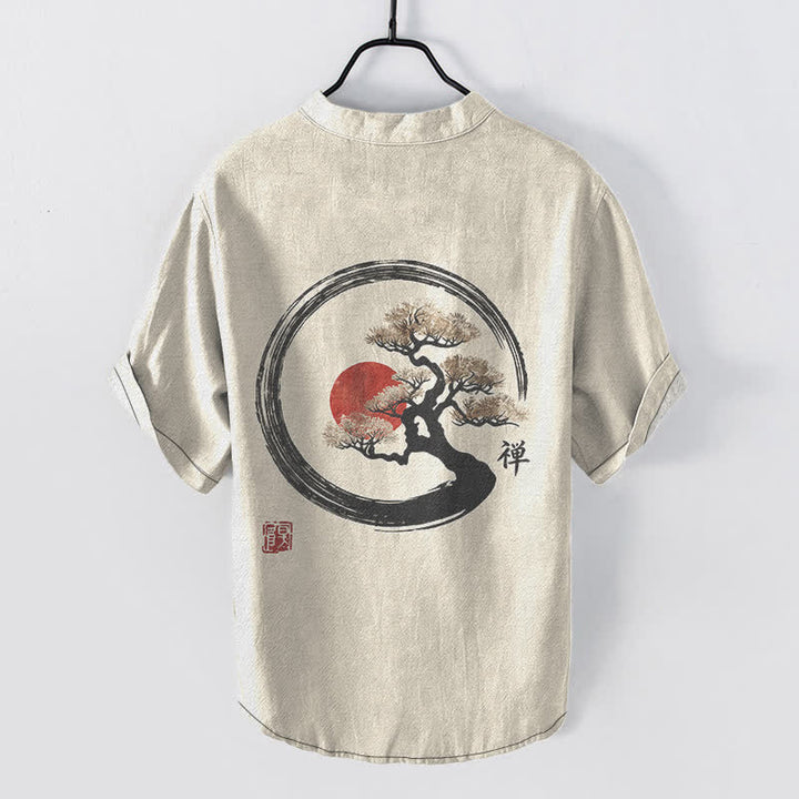 Buddha Stones Camicia da uomo a maniche corte con mezza abbottonatura, in cotone, con stampa bonsai e sole, motivo Zen. - image 1