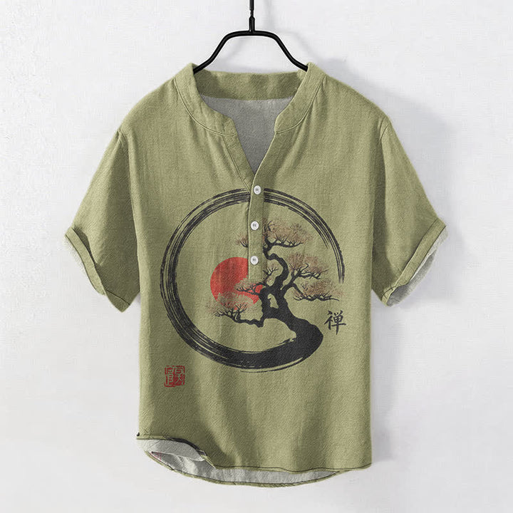 Buddha Stones Camicia da uomo a maniche corte con mezza abbottonatura, in cotone, con stampa bonsai e sole, motivo Zen. - Verde oliva - US/UK/AU50, EU60 (5XL) - image 5