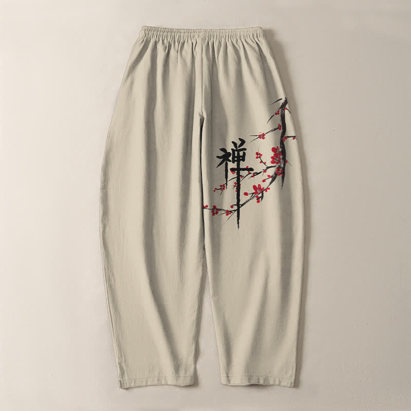 Buddha Stones Pantaloni da uomo affusolati con coulisse e tasche, in puro cotone, con motivo floreale Zen a fiori di prugno. - image 3