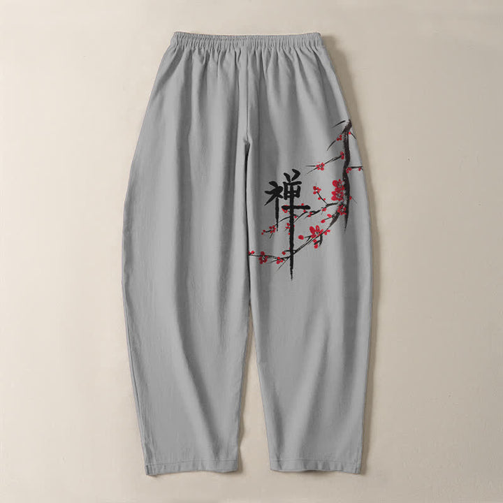Buddha Stones Pantaloni da uomo affusolati con coulisse e tasche, in puro cotone, con motivo floreale Zen a fiori di prugno. - image 14