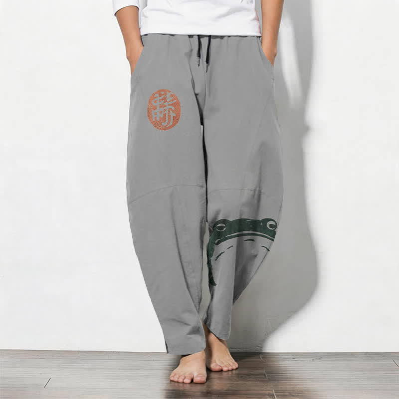 Buddha Stones Pantaloni da uomo affusolati con coulisse e tasche, in puro cotone, con stampa rana e motivo a foca. - Grigio chiaro - US/UK/AU50, EU60 (5XL) - image 11