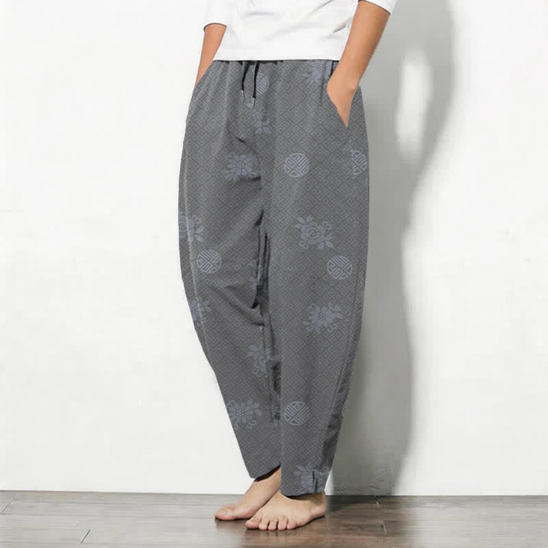 Buddha Stones Pantaloni da uomo affusolati in puro cotone con motivo a medaglione floreale e coulisse, con tasche. - image 12