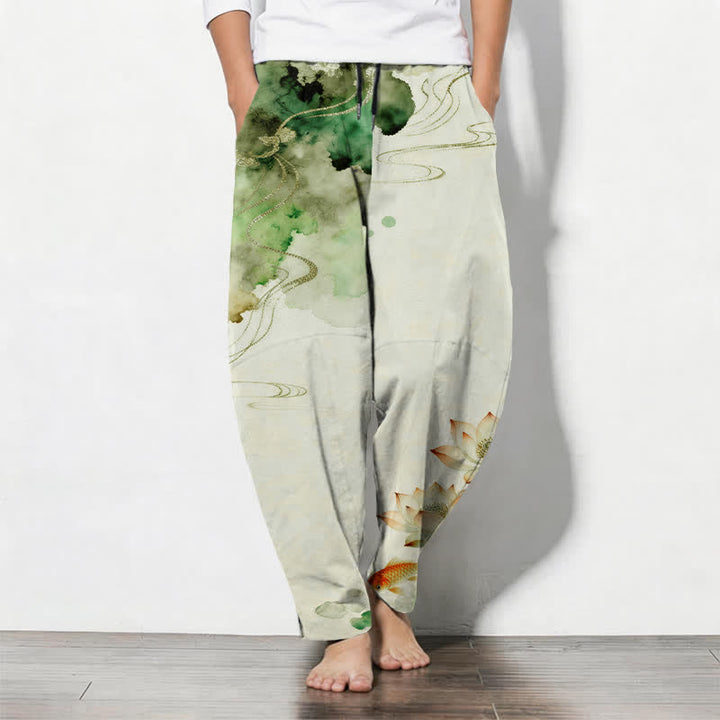 Buddha Stones Pantaloni da uomo affusolati con coulisse e tasche, in puro cotone con stampa Lotus Koi effetto inchiostro. - Melata - US/UK/AU50, EU60 (5XL) - image 0
