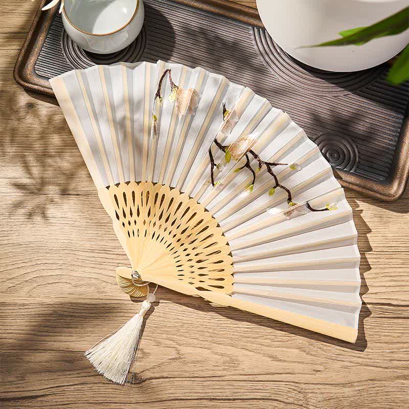 Buddha Stones Elegante ventaglio pieghevole in bambù con motivo floreale di magnolia beige, 21 cm. - image 5