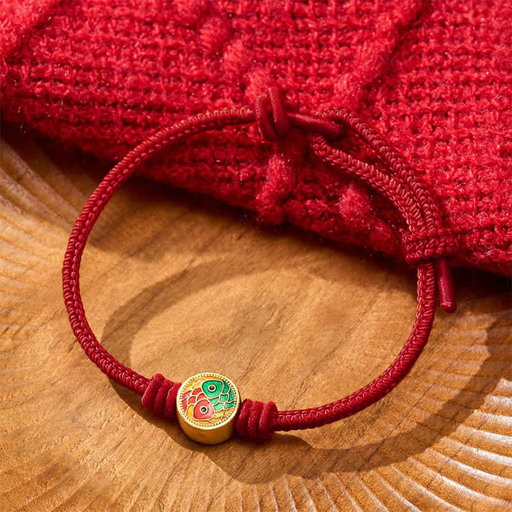 Buddha Stones Braccialetto di buon auspicio con doppio pesce koi e filo rosso - image 11