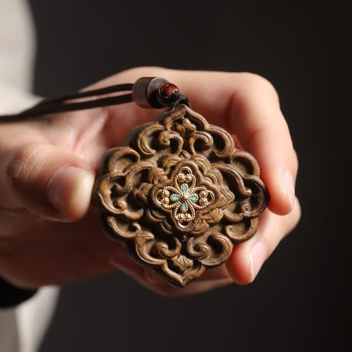 Buddha Stones Collana Tang Dynasty Flower Harmony in legno di sappanwood intagliato. - Motivo floreale della dinastia Tang (Armonia ♥ Prosperità) - image 0
