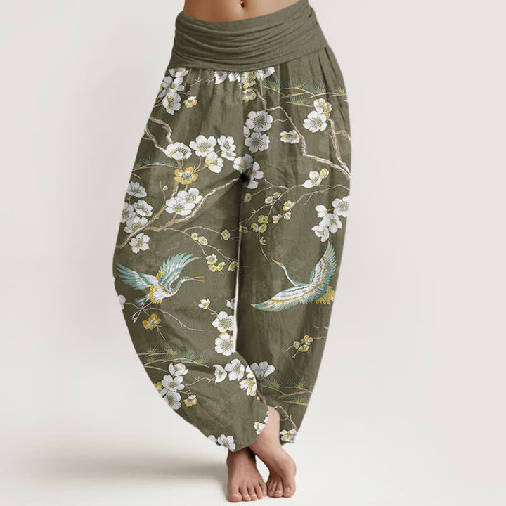 Buddha Stones Pantaloni harem da donna in cotone con motivo a gru e fiori bianchi, vita elasticizzata - Verde oliva - US16, UK/AU20, EU48 (3XL) - image 5