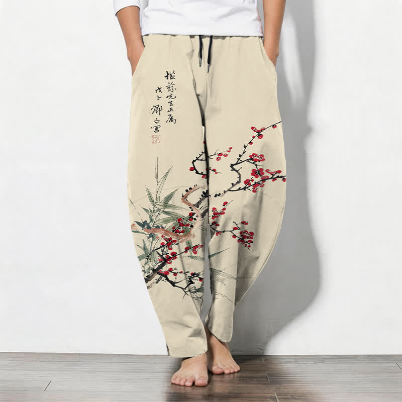 Buddha Stones Pantaloni da uomo affusolati con coulisse e tasche, in puro cotone, con stampa a fiori di prugno. - Beige - US/UK/AU50, EU60 (5XL) - image 0
