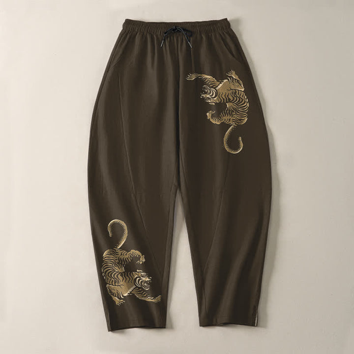 Buddha Stones Pantaloni da uomo affusolati in puro cotone con motivo tigre dorata e coulisse, con tasche. - image 2