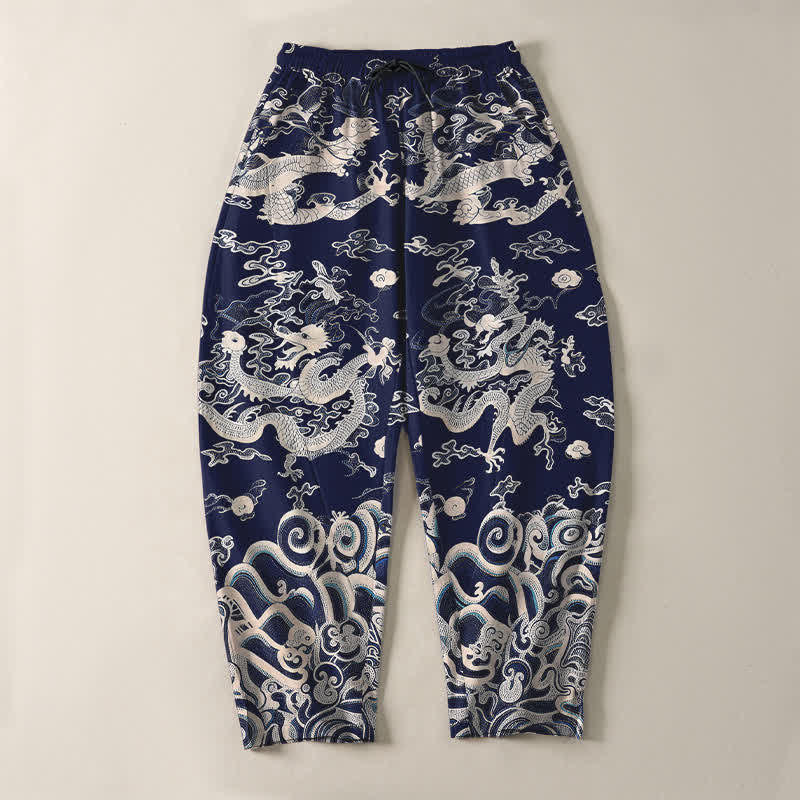 Buddha Stones Pantaloni da uomo affusolati in puro cotone con motivo a onde di drago e coulisse, con tasche. - image 2