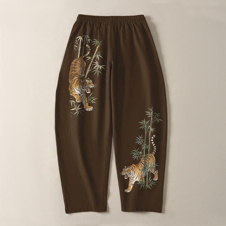 Buddha Stones Pantaloni da uomo affusolati in puro cotone con coulisse e motivo tigre e bambù, con tasche. - image 10
