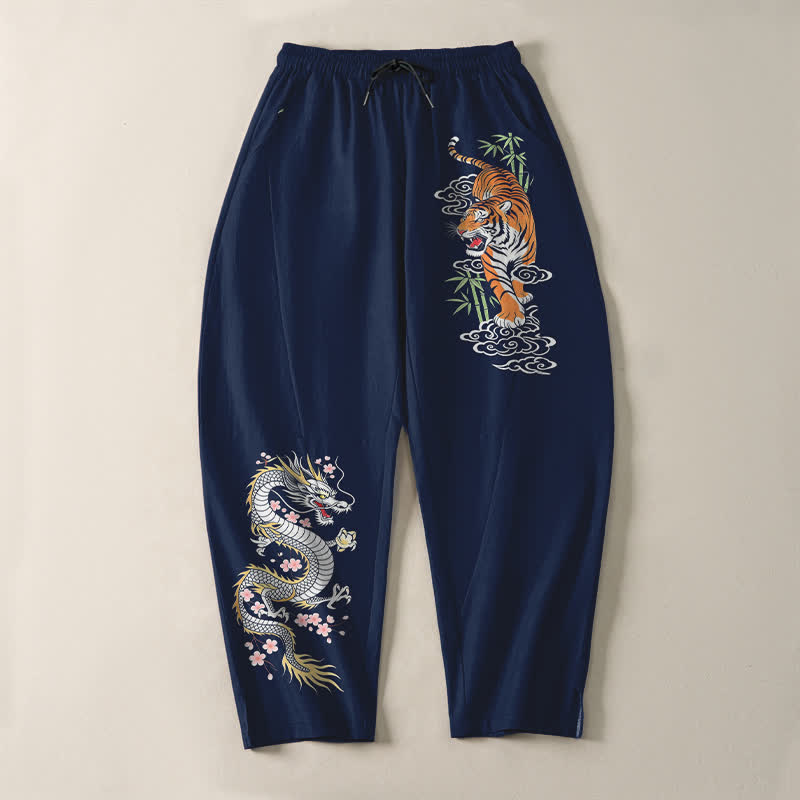Buddha Stones Pantaloni da uomo affusolati con coulisse e tasche, in puro cotone, con stampa tigre e drago. - image 9