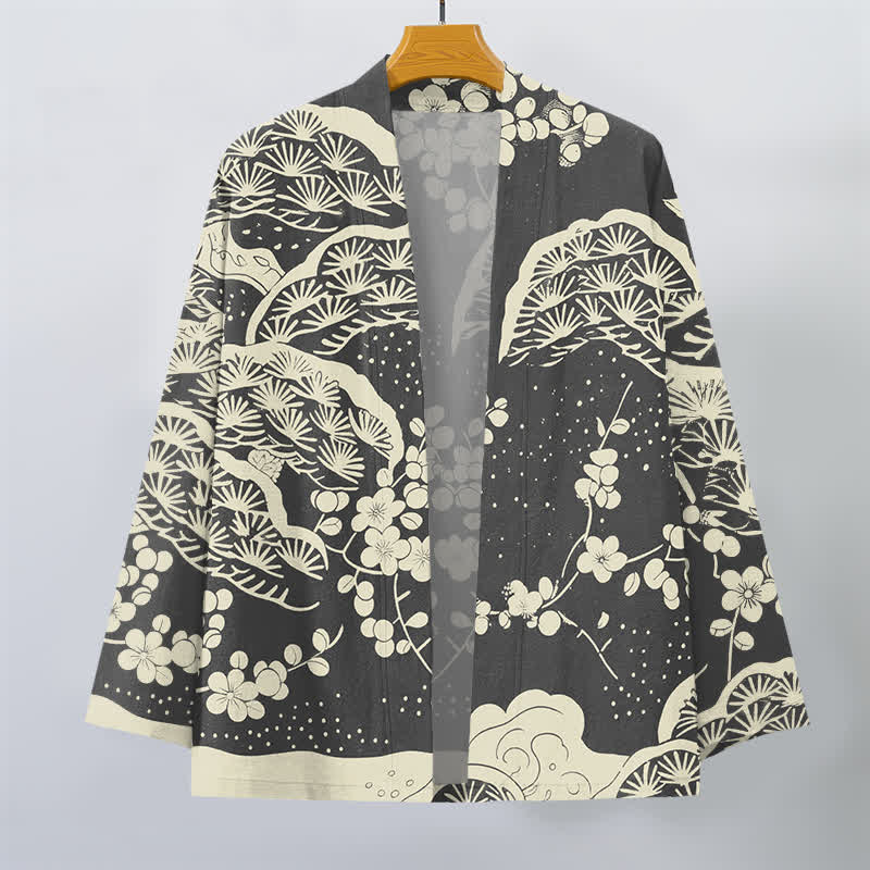 Buddha Stones Kimono da uomo con apertura frontale, in cotone, con motivo a fiori di pino e prugno. - image 10
