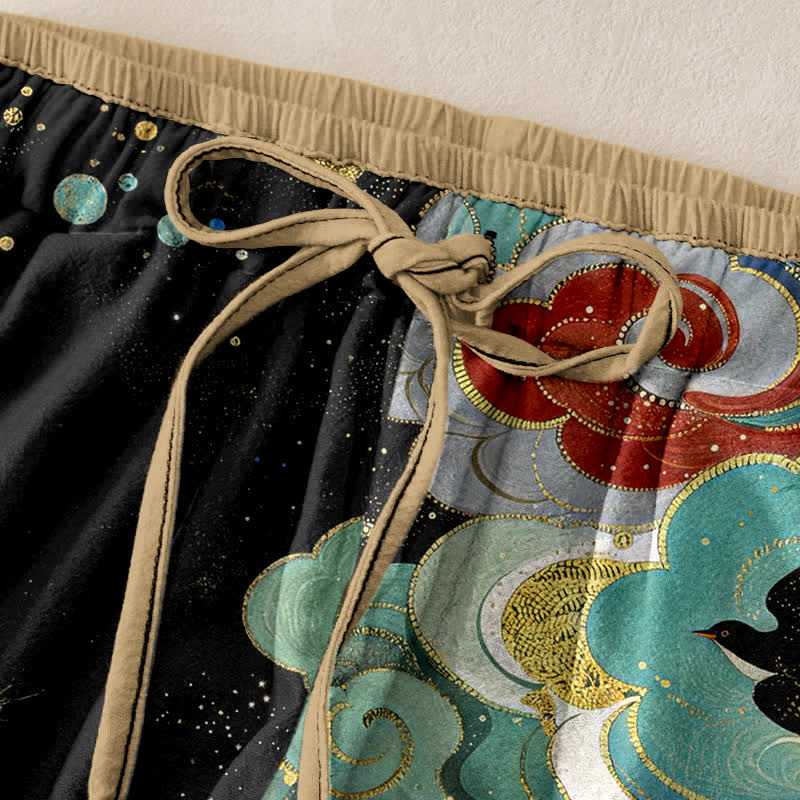 Buddha Stones Eleganti pantaloni da donna in puro cotone con elastico in vita e tasche, fantasia fenice e nuvole. - image 1