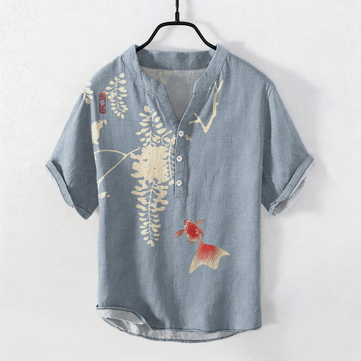 Buddha Stones Camicia da uomo a maniche corte con mezza abbottonatura e motivo floreale con pesci koi e viticci in cotone. - Azzurro chiaro - US/UK/AU50, EU60 (5XL) - image 0