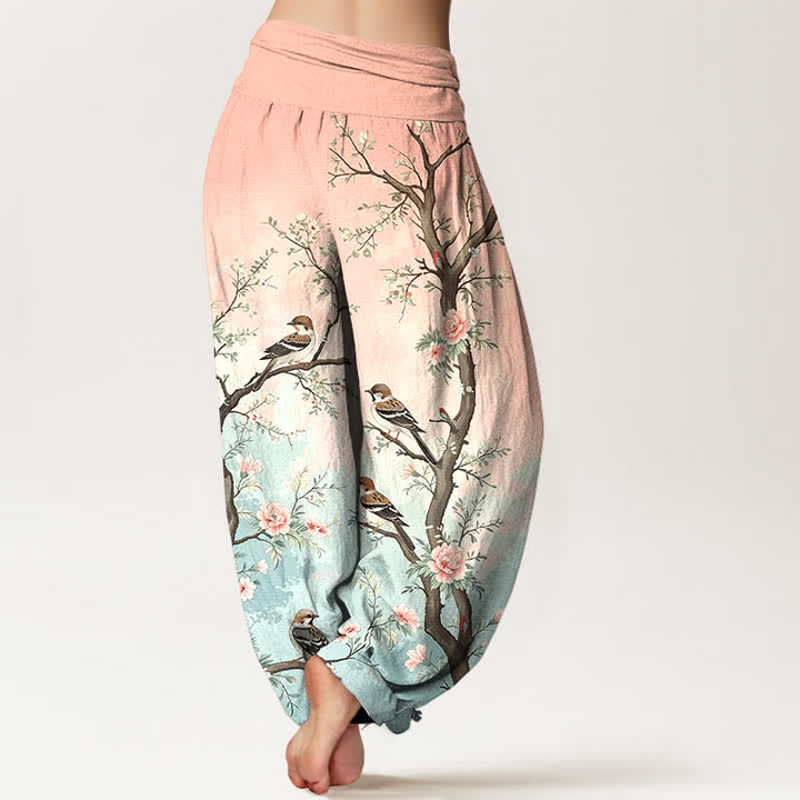 Buddha Stones Pantaloni harem da donna in cotone con motivo floreale orientale, uccelli e rami, con elastico in vita. - image 2
