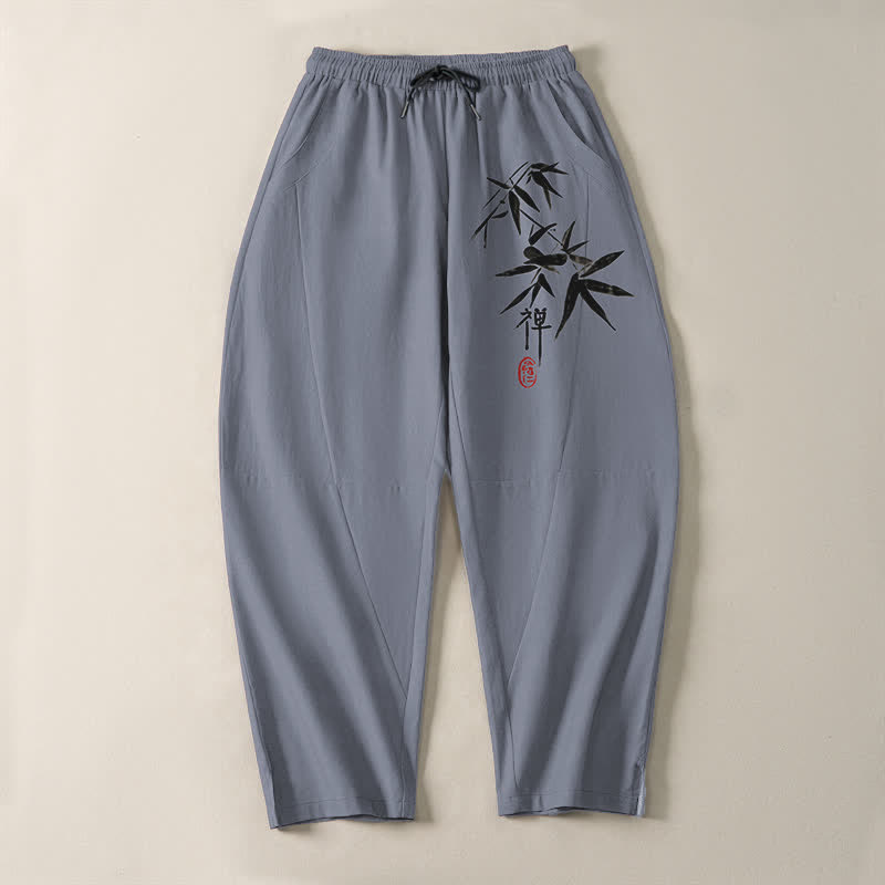 Buddha Stones Pantaloni da uomo affusolati in puro cotone con motivo a foglie di bambù Zen e coulisse, con tasche. - image 2